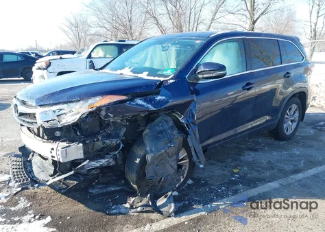 2016 Toyota Highlander Le Plus V6 z USA, uszkodzony, nr VIN 5TDBKRFH1GS227984